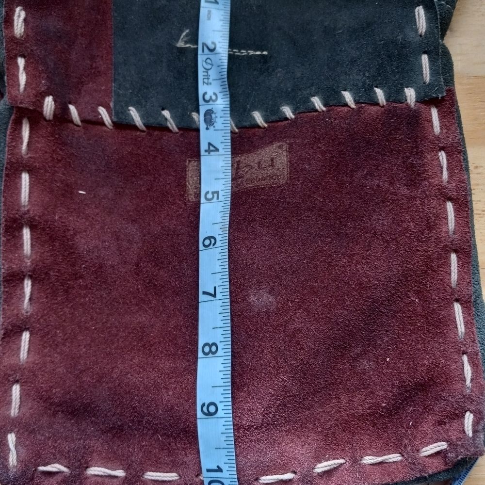 Tribu Small Crossbody Messenger Bag - Picture 5 of 7